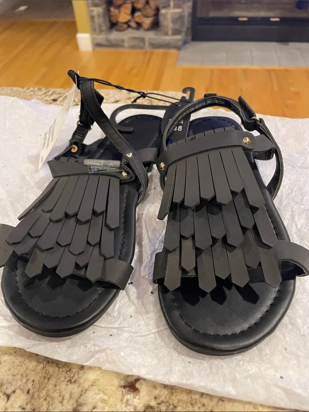 2 Pairs Girls H&M and American Eagle Sandals
